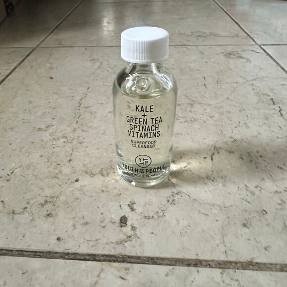 Youth To The People Superfood Cleanser Kale + Green Tea Spinach Vitamin 30ml 1Oz - Picture 4 of 9